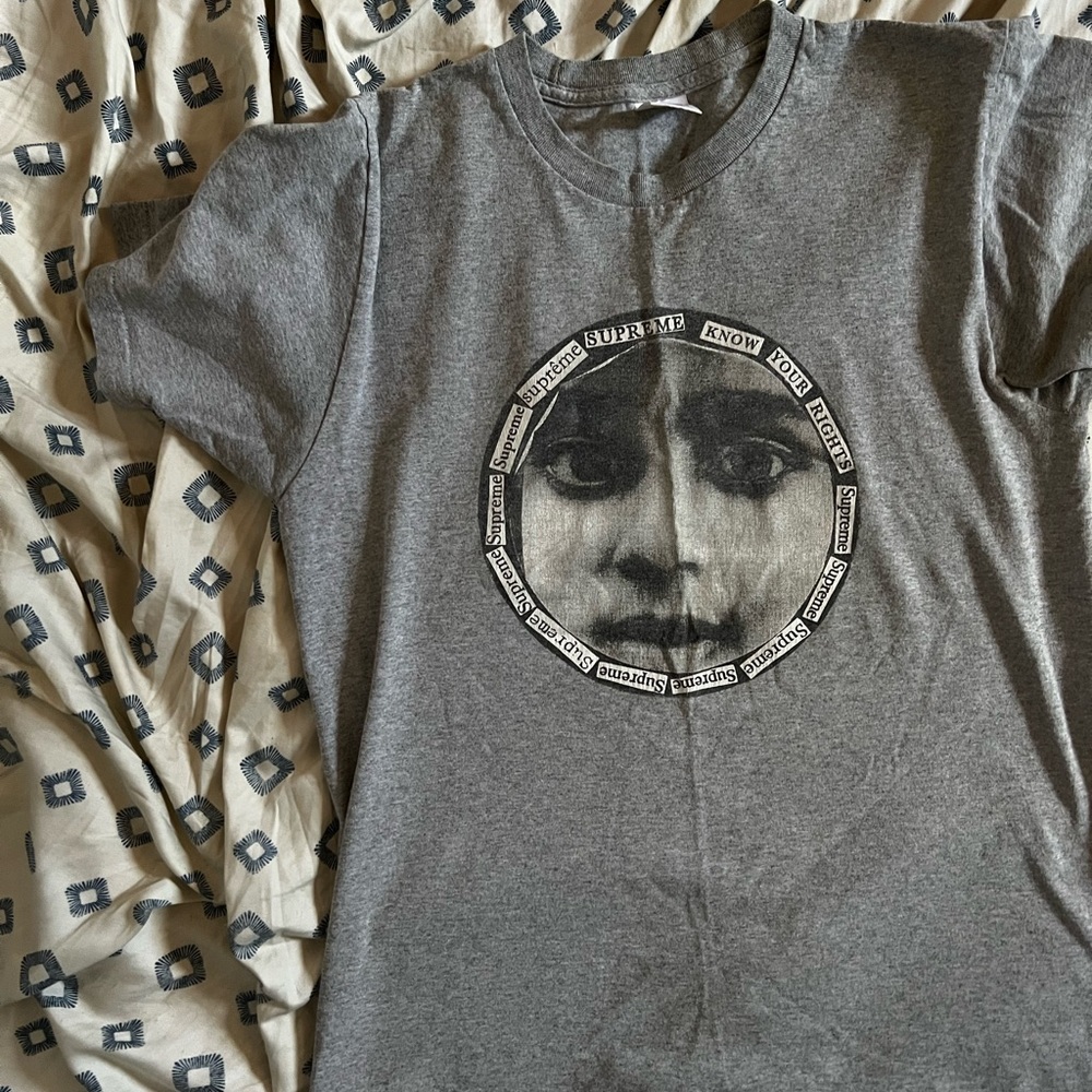 supreme tshirt